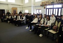 Simpozion dedicat Sfinţilor Trei Ierarhi