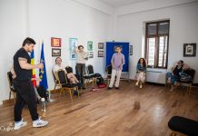 Workshop special de tehnici de mânuire marionete, la Festivalul de Animație ”Gulliver” 2024