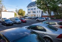 Parcare refăcută de Primărie în zona străzii Domnească