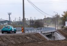 Se circulă pe podul de la Filești