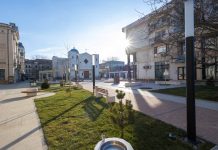 Piațeta de la Biserica „Greacă” a primit un aspect modern. Iată cum arată acum