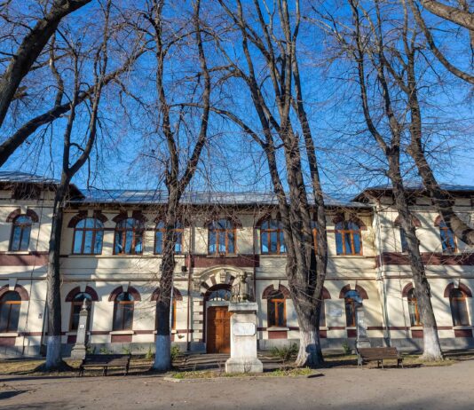 Primăria modernizează clădirea emblematică a Colegiului Național „Vasile Alecsandri”