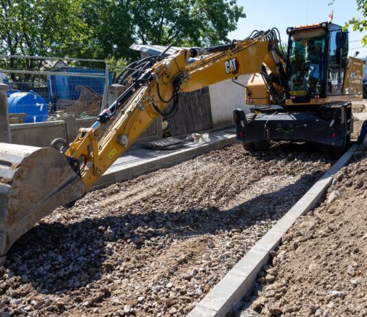 Modernizarea Bulevardului Coșbuc. Se lucrează la rețele și la trotuare