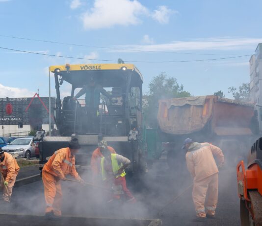 Parcare nouă pentru gălățenii din Micro 14