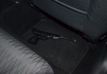 Armă ascunsă și nedeclarată descoperită la frontieră