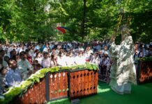 Sărbătoarea tinerilor la Mănăstirea Buciumeni