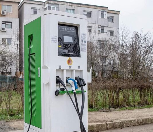 Stațiile de încărcare a mașinilor electrice, oprite temporar pentru schimbarea operatorului