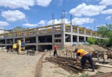 Lucrări în plină desfășurare în Micro 21, unde Primăria construiește o parcare etajată