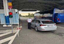 Depistat la frontieră la volanul unui autoturism, deşi nu avea dreptul de a conduce