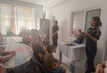 Jandarmii și polițiștii i-au învățat pe elevii clasei a V-a cum să se protejeze online și la școală