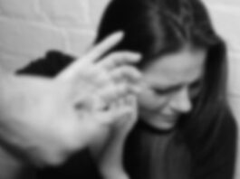 Femeie bătută și amenințată de soț. Agresorul este liber!