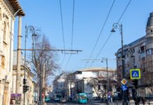 Atenție, gălățeni! Sâmbătă, traseul 102 va fi asigurat cu autobuze pentru montarea în siguranță a iluminatului festiv