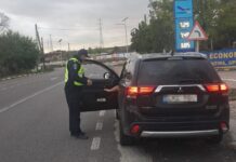 Depistat la volanul unui autoturism, cu dreptul de a conduce suspendat