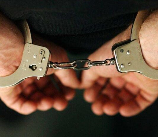 Urmărire ca-n filme pe străzile din Galați! Doi șoferi au fost reținuți, după ce au refuzat să oprească la semnalul polițiștilor rutieri