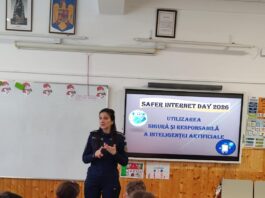 Activități ale polițiștilor în cadrul Zilei Siguranței pe Internet