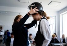 Dialog despre siguranță și prevenirea bullying-ului între jandarmi și elevi