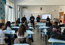 Dialog deschis cu elevii despre riscurile consumului de droguri