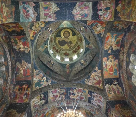 Slujbe speciale în Săptămâna Mare la Catedrala Arhiepiscopală