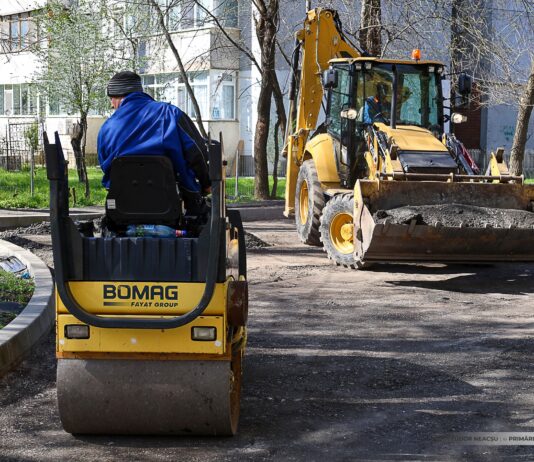 Cartiere în schimbare. Lucrări de asfaltare în Micro 38