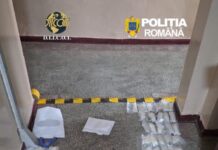 Bărbați reținuți pentru de trafic internațional și trafic intern de droguri de risc