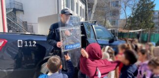 Întâlnire interactivă între jandarmi și elevii Școlii Gimnaziale nr. 17