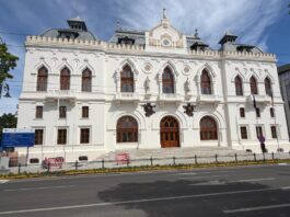 Au fost finalizate lucrările de reabilitare și restaurare a Palatului Administrativ