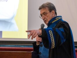 Fondatorul Facultății de Medicină din Galați a primit astăzi titlul de Profesor Emerit