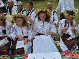 Sărbătoarea Iei la Muzeul Satului din Pădurea Gârboavele