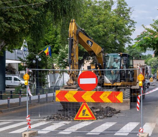 Se lucrează pe strada Eroilor