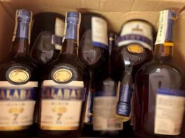 Peste 70 de sticle cu alcool descoperite la frontieră