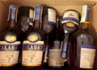 Peste 70 de sticle cu alcool descoperite la frontieră