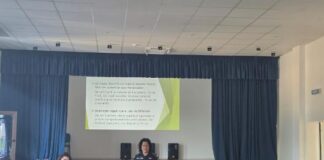 Polițiștii, în dialog cu cetățenii pentru o comunitate mai sigură