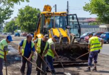 Ionuț Pucheanu: „Oricât de mult mi-aș dori să reparăm pe loc toate străzile orașului, acest lucru este imposibil. Depindem de buget, finanțări, proceduri etc”