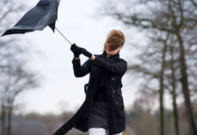 Vânt puternic la Galați. A fost emisă avertizare meteo
