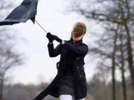 Vânt puternic la Galați. A fost emisă avertizare meteo