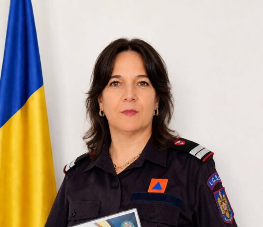 Pompier cu talent de scriitor. Plutonierul Aurelia Ledaru de la ISU Galați a câștigat concursul MAI de proza polițistă
