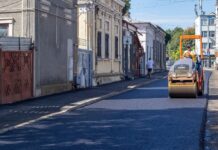 Se reia traficul rutier pe strada Eroilor. Lucrările s-au finalizat