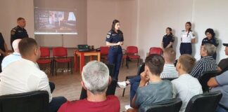 Polițiștii gălățeni în dialog cu cetățenii pentru o comunitate mai sigură