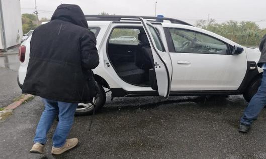 Căutat în Franța în vederea arestării, depistat la frontieră